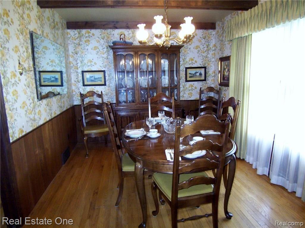 686 Center Ridge South Lyon, MI 48178 - Photo 7 of 15 View 2 of Formal Dining Room