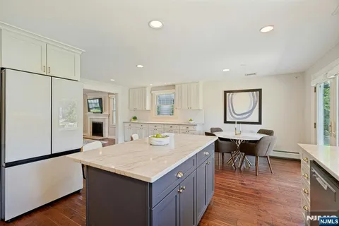 $1,349,000 | 601 Ackerman Avenue, Ho-Ho-Kus, NJ 07423