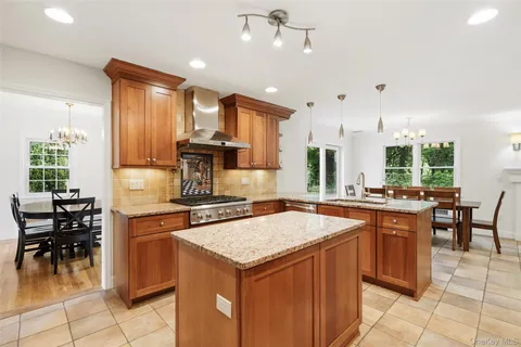 $1,385,000 | 20 Lamesa Avenue, Eastchester, NY 10709