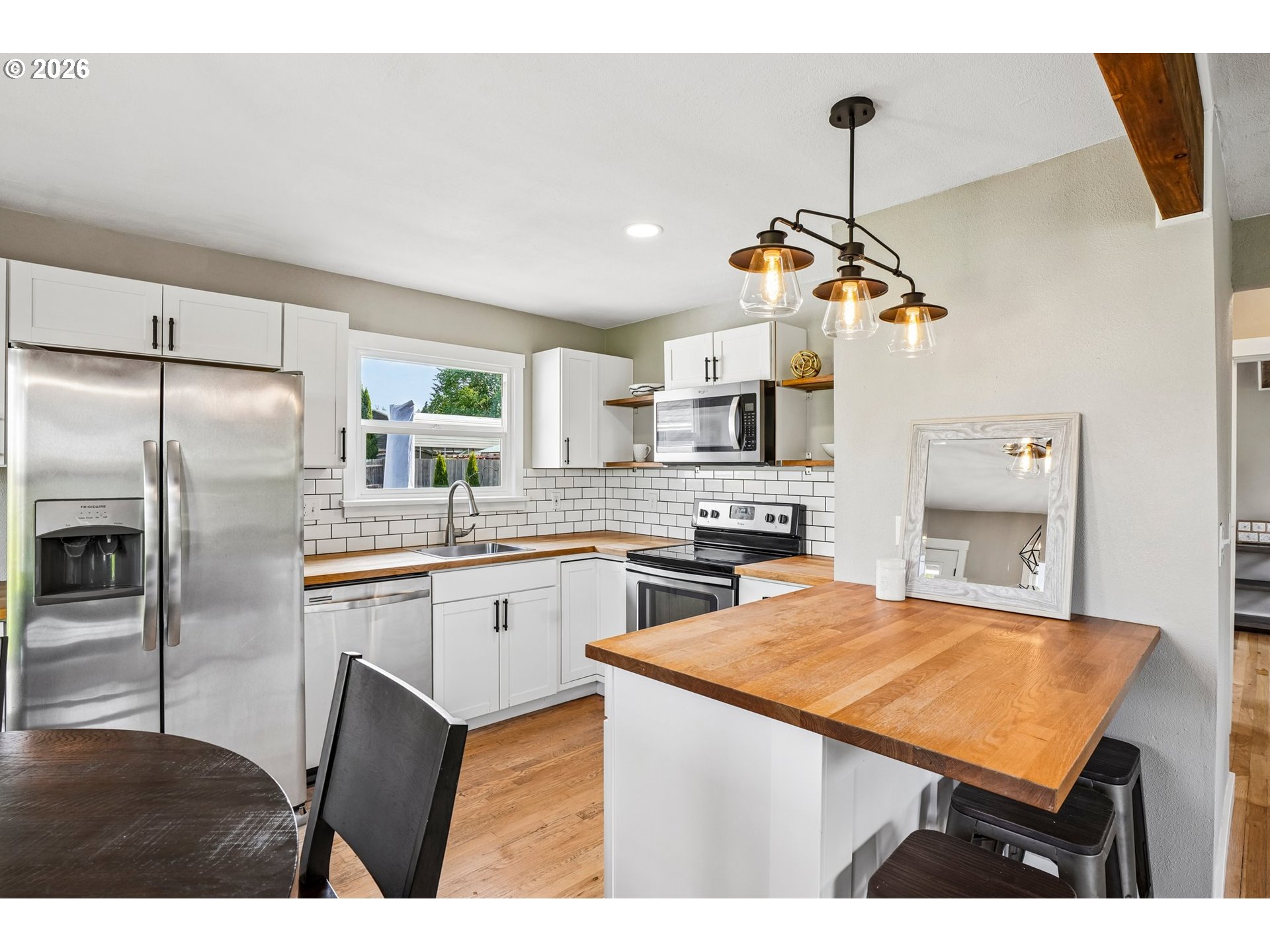 3021 Southeast 3rd Avenue Camas, WA 98607 - Photo 10 of 34