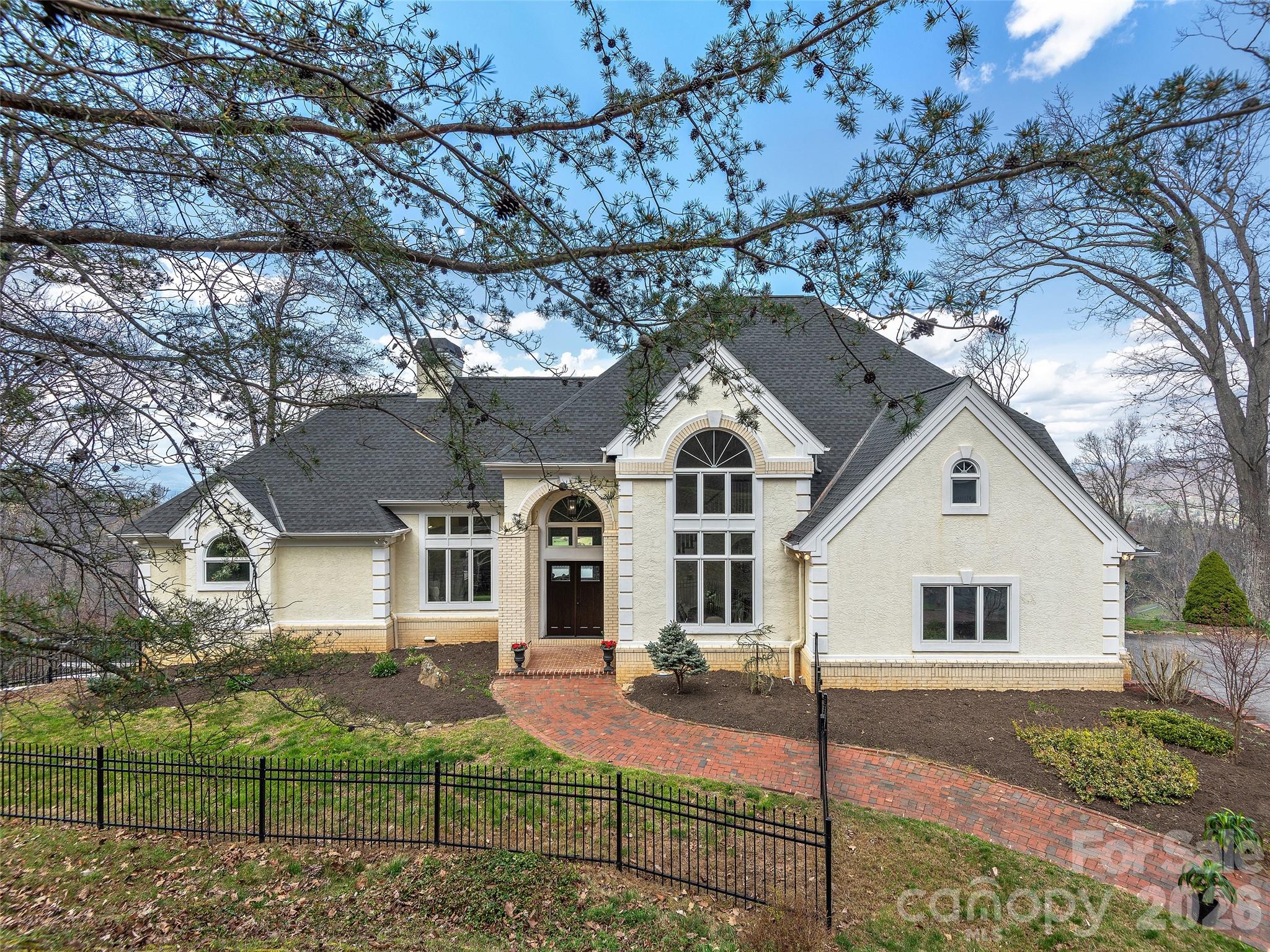33 Elk Ridge Drive Weaverville, NC 28787 - Photo 2 of 48