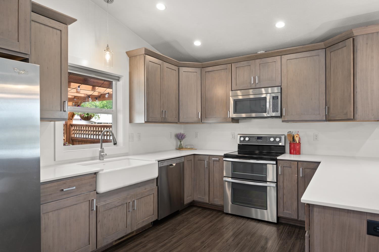306 West 3rd Street Cheney, WA 99004 - Photo 18 of 50