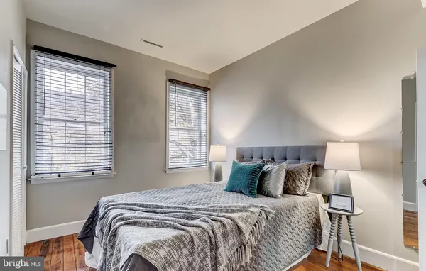 $2,000 | 825 South Charles Street, Baltimore, MD 21230