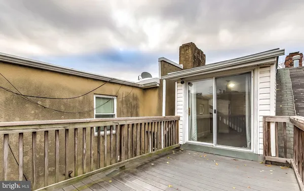 $2,000 | 825 South Charles Street, Baltimore, MD 21230