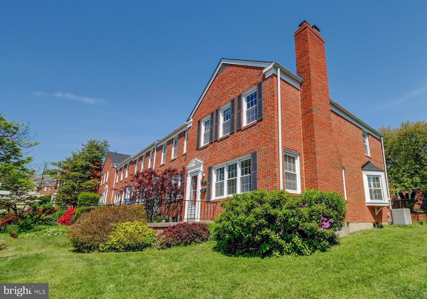 1576 Dellsway Road Towson, MD 21286 - Photo 1 of 41 Desirable end of group in Loch Raven Manor!