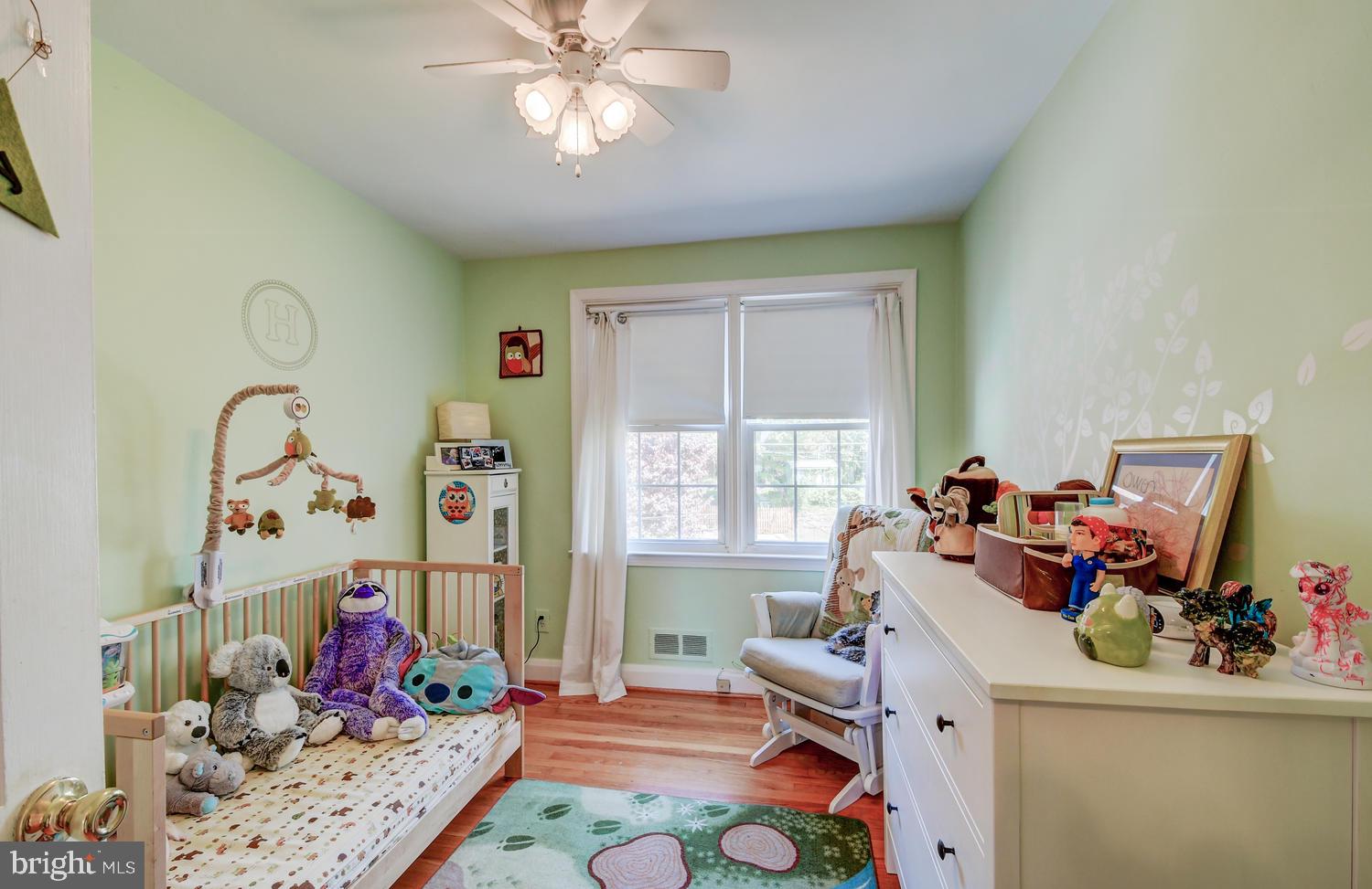 1576 Dellsway Road Towson, MD 21286 - Photo 21 of 41 Third Bedroom great space for office or nursery!