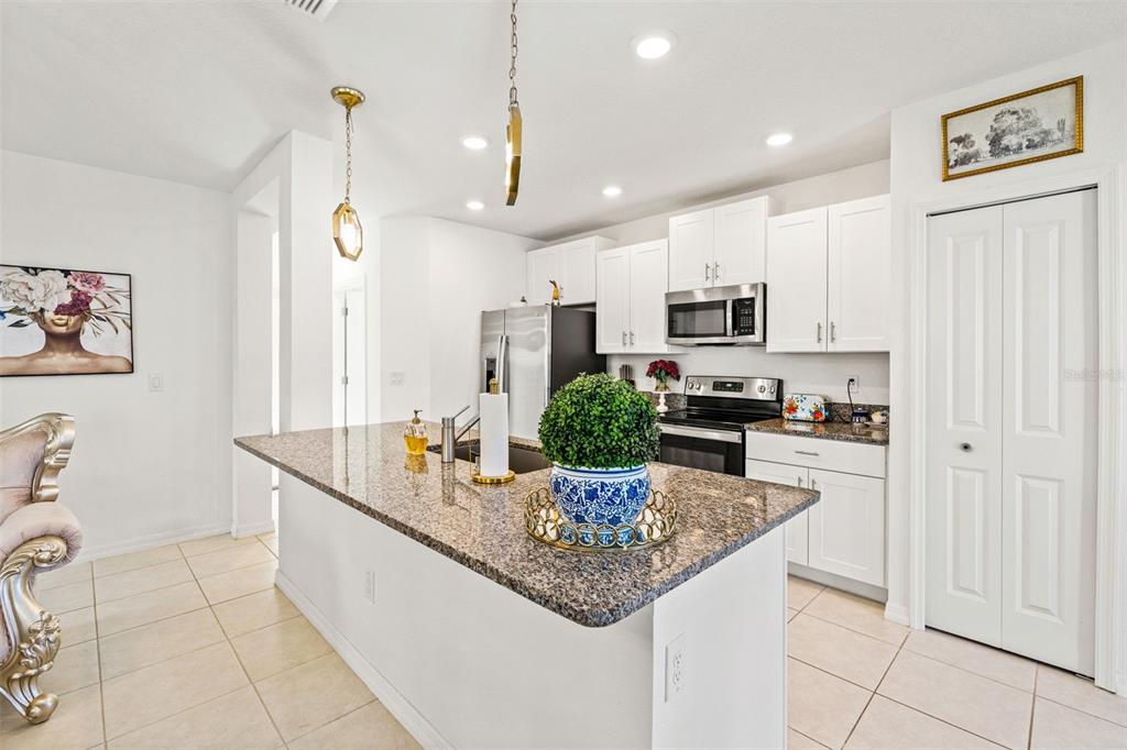 6744 Back Forty Loop Zephyrhills, FL 33541 - Photo 16 of 56