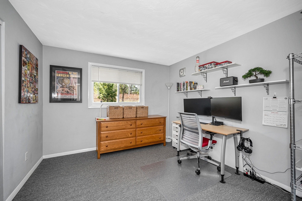 22 Ansie Road Chelmsford, MA 01824 - Photo 23 of 41