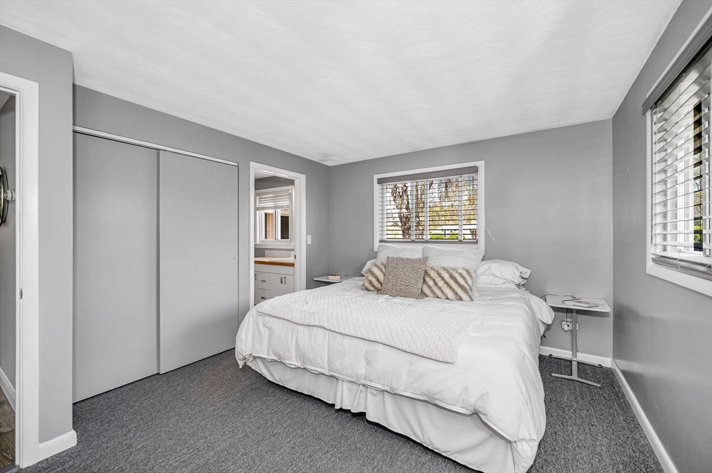 22 Ansie Road Chelmsford, MA 01824 - Photo 30 of 41