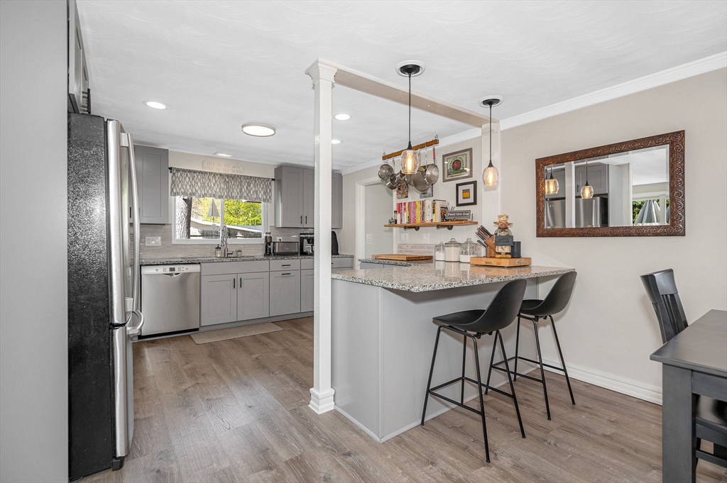 22 Ansie Road Chelmsford, MA 01824 - Photo 6 of 41