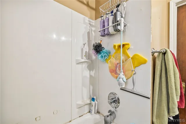 $165,000 | 2462 Niagara Avenue, Niagara Falls, NY 14305