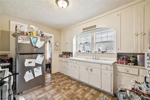 $165,000 | 2462 Niagara Avenue, Niagara Falls, NY 14305