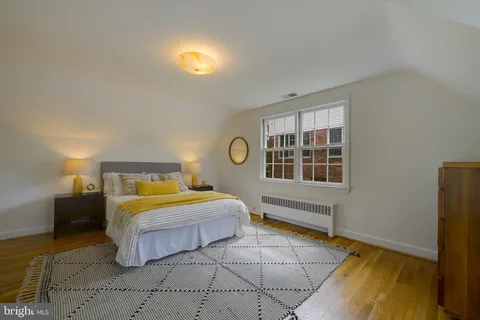 $1,190,000 | 2625 South Hayes Street, Arlington, VA 22202