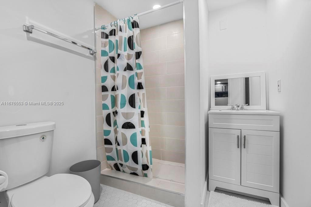 30 Southwest 5th Street, Unit 3 Dania Beach, FL 33004 - Photo 7 of 10