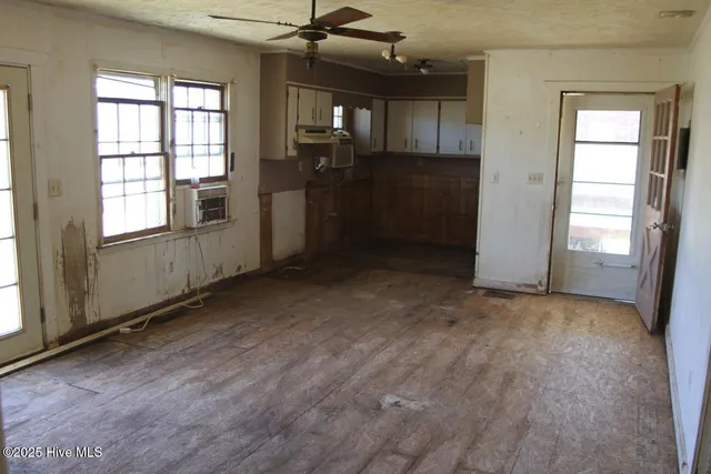 $67,500 | 80 North Elmhurst Street, Clarkton, NC 28433