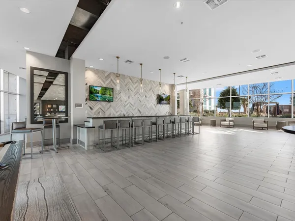 $4,500 | 5925 Almeda Road, Unit 11218, Houston, TX 77004