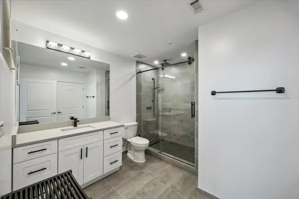 $4,500 | 5925 Almeda Road, Unit 11218, Houston, TX 77004