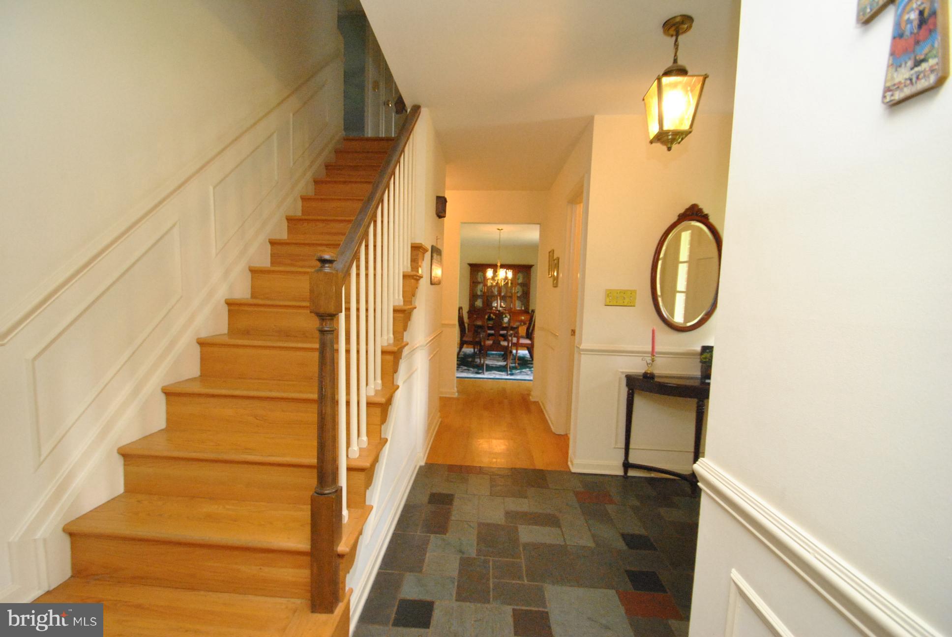 2508 Rochelle Drive Fallston, MD 21047 - Photo 8 of 30 ENTRANCE / FOYER AREA