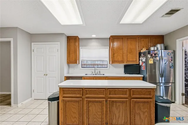 $349,900 | 408 Cherrystone Circle, Victoria, TX 77904