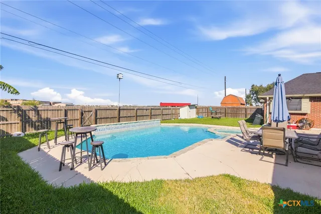 $349,900 | 408 Cherrystone Circle, Victoria, TX 77904