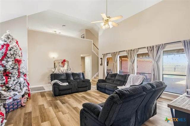 $349,900 | 408 Cherrystone Circle, Victoria, TX 77904