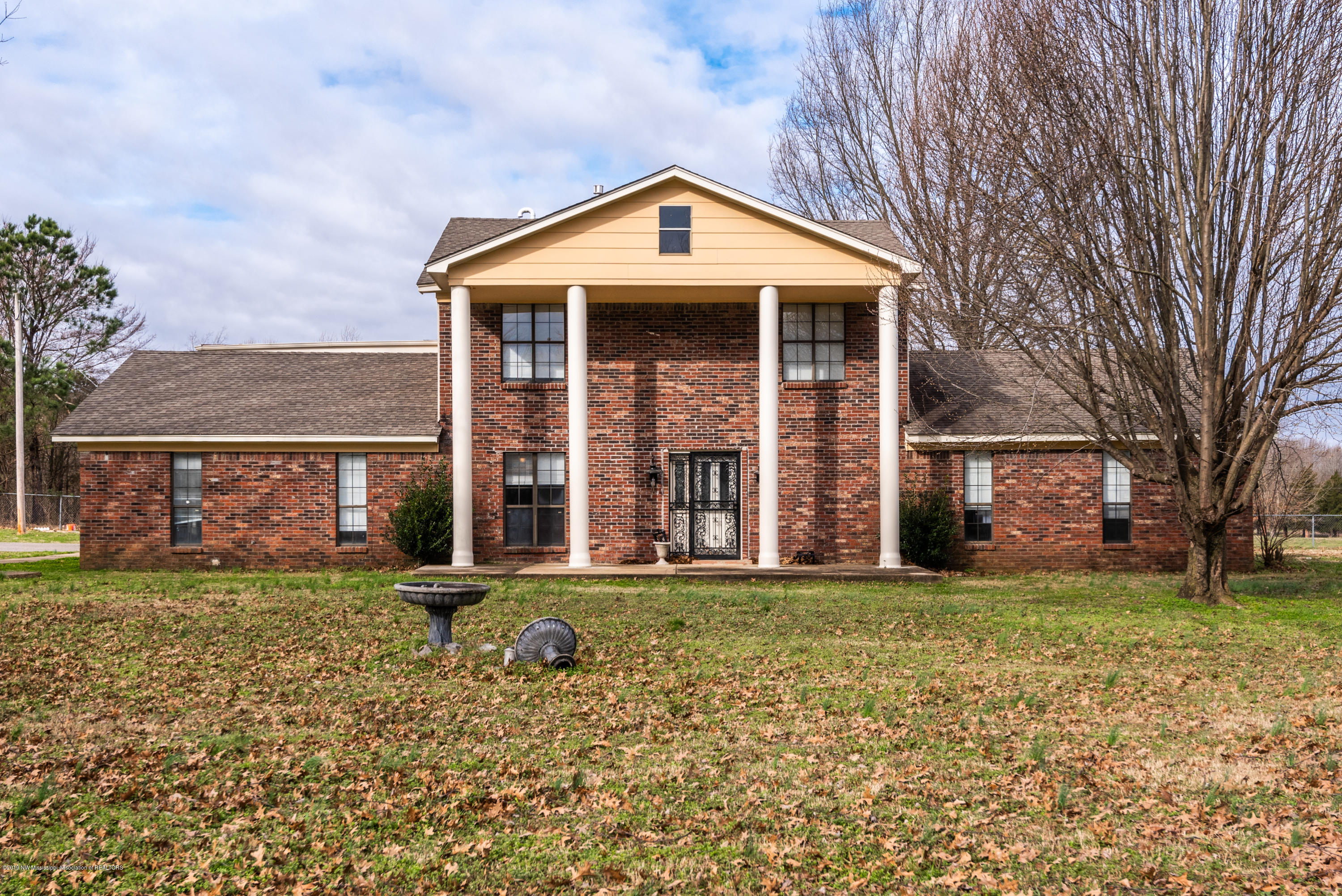 3889 North Robertson Road Nesbit, MS 38651 - Photo 1 of 19 DSC_9598