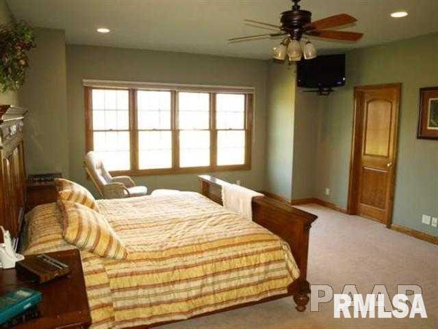 7601 West Grange Hall Road Dunlap, IL 61525 - Photo 11 of 36 Gallery Image 11