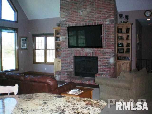 7601 West Grange Hall Road Dunlap, IL 61525 - Photo 5 of 36 Gallery Image 5