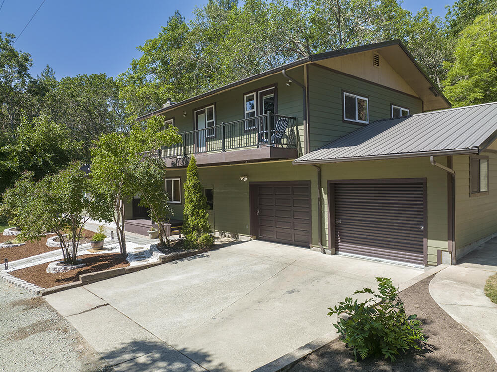 516 Stewart Road Grants Pass, OR 97526 - Photo 35 of 72 35