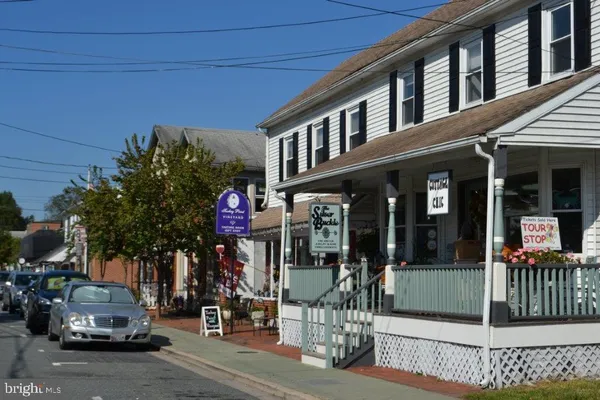 $600,000 | 72 Shady Beach Road, North East, MD 21901