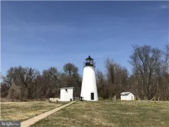 $600,000 | 72 Shady Beach Road, North East, MD 21901