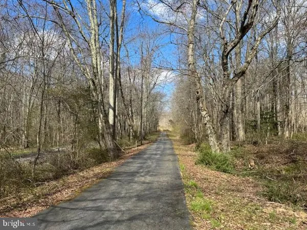 $600,000 | 72 Shady Beach Road, North East, MD 21901