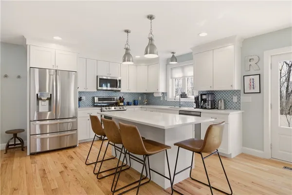$5,000 | 3 Rego Avenue, Bristol, RI 02809