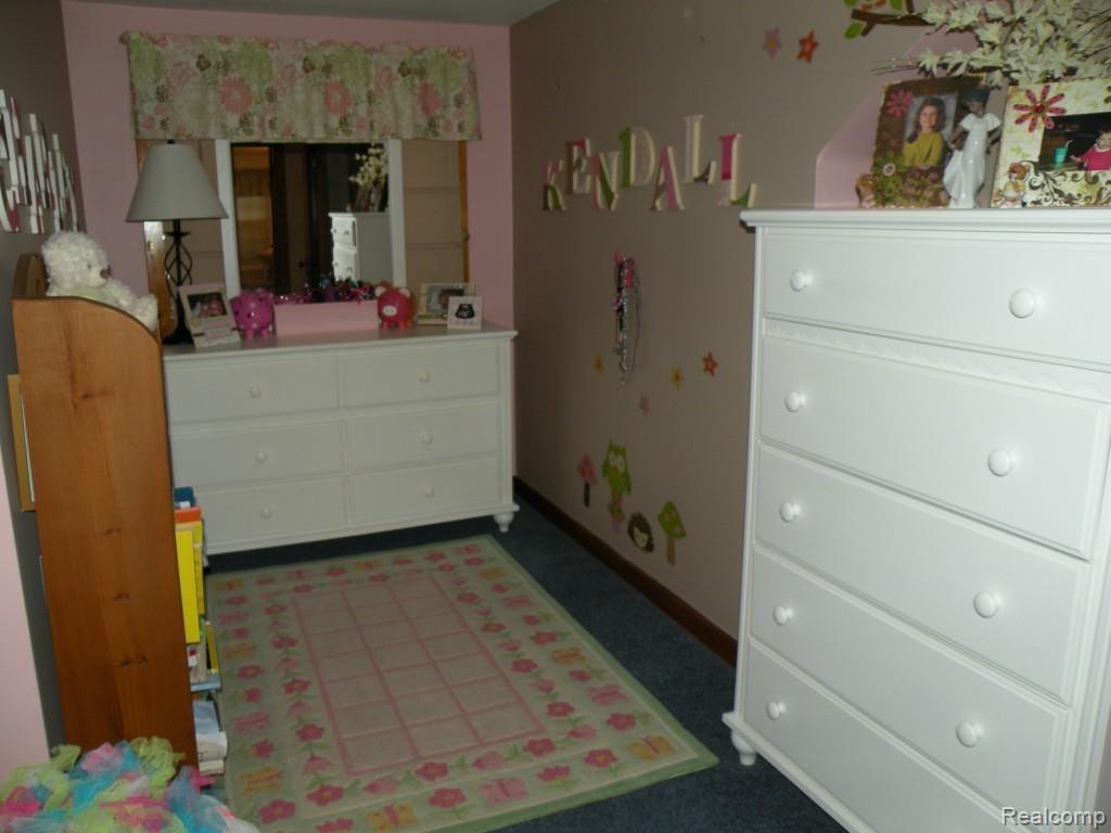 35420 Ridge Street Richmond, MI 48062 - Photo 23 of 34 DSCN7865.jpg