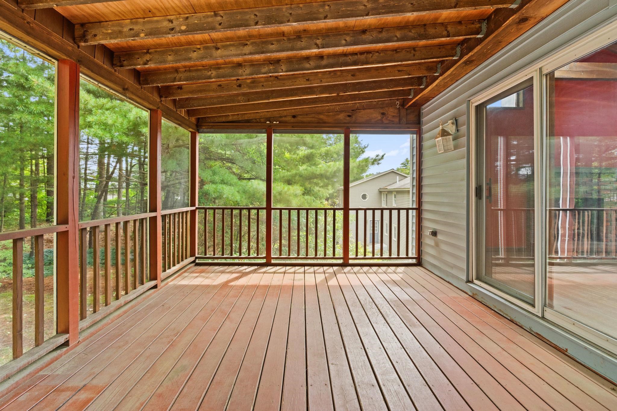 18 Dunloggin Road Nashua, NH 03063 - Photo 20 of 48 Gallery Image 20