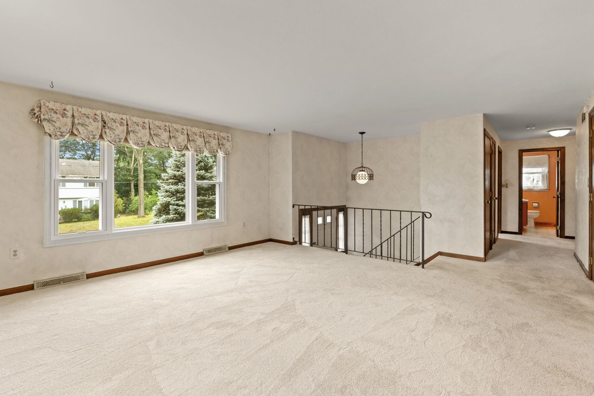 18 Dunloggin Road Nashua, NH 03063 - Photo 23 of 48 Gallery Image 23