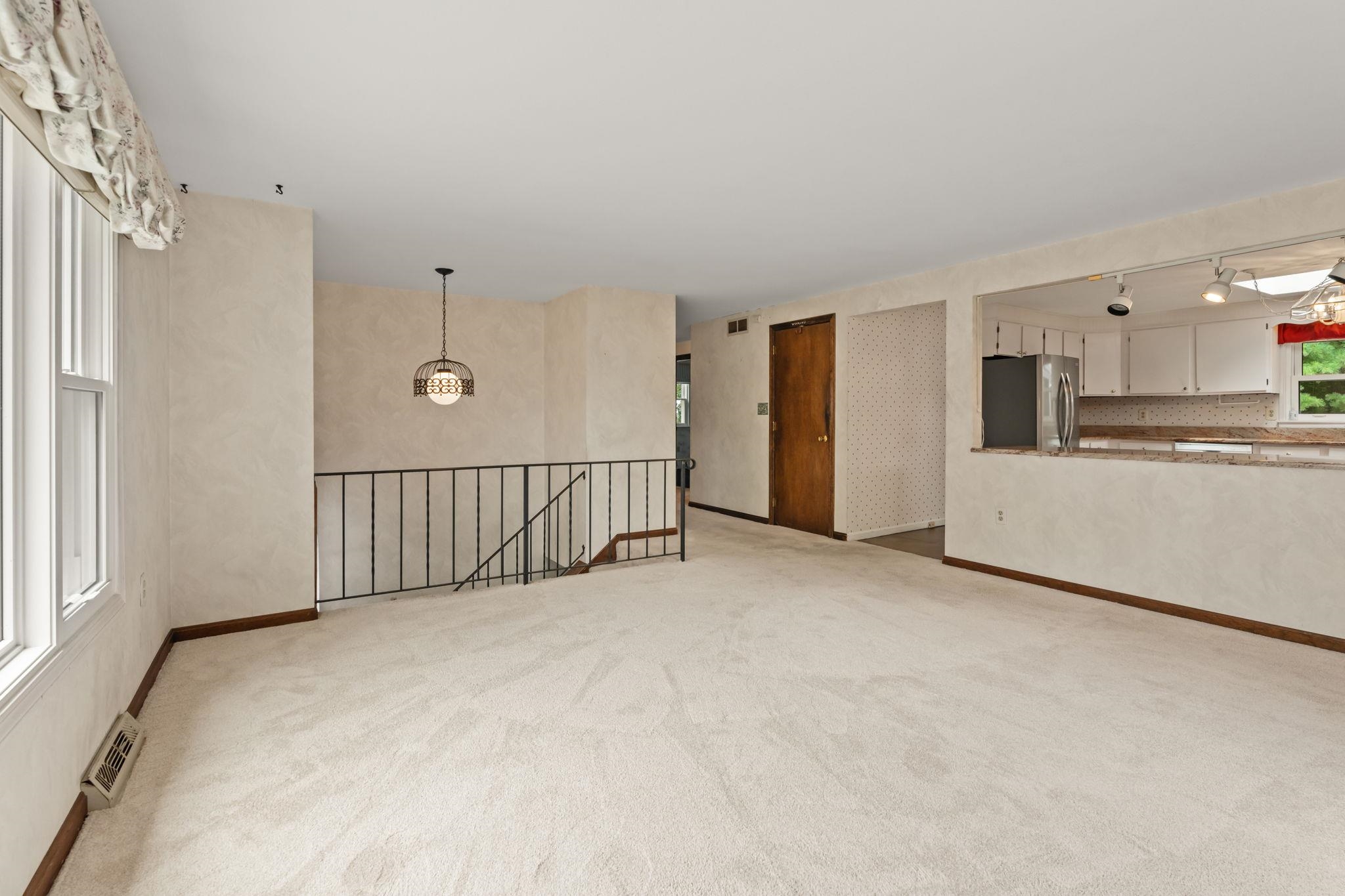 18 Dunloggin Road Nashua, NH 03063 - Photo 24 of 48 Gallery Image 24