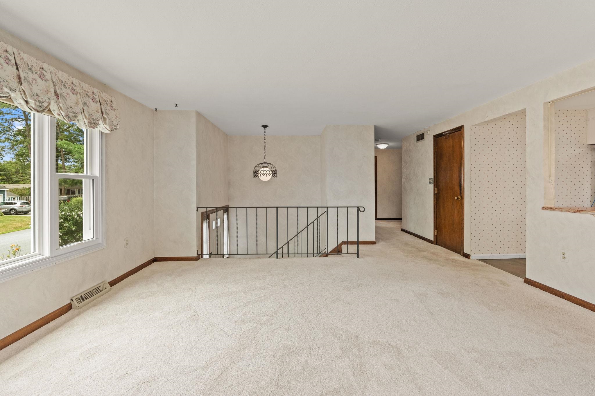 18 Dunloggin Road Nashua, NH 03063 - Photo 36 of 48 Gallery Image 36