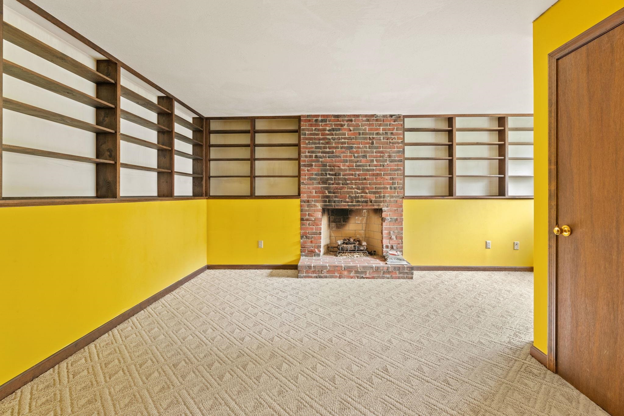 18 Dunloggin Road Nashua, NH 03063 - Photo 38 of 48 Gallery Image 38