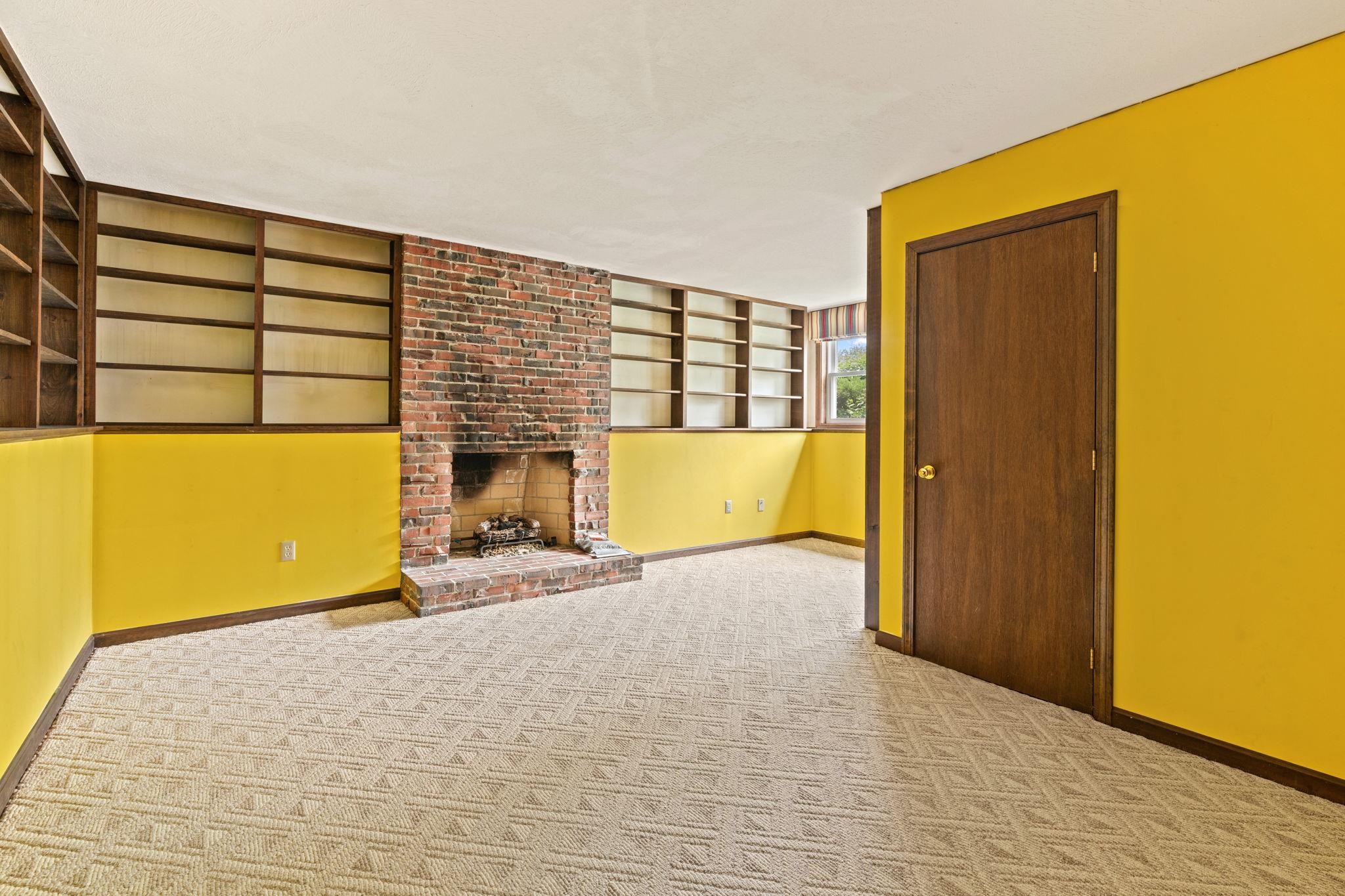 18 Dunloggin Road Nashua, NH 03063 - Photo 39 of 48 Gallery Image 39