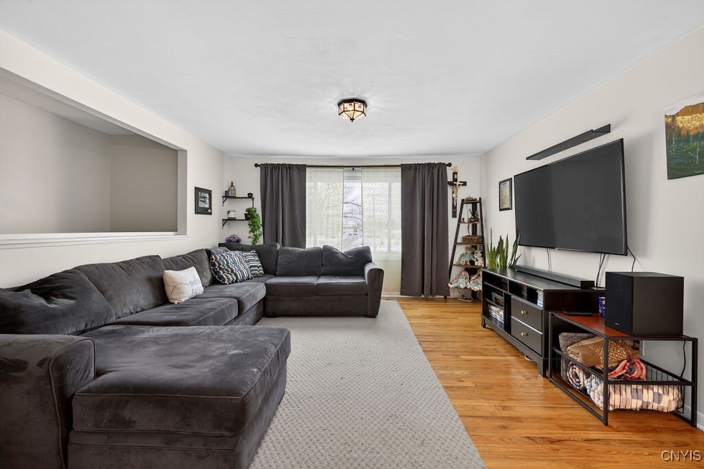 211 Blackmore Road Camillus, NY 13031 - Photo 12 of 47