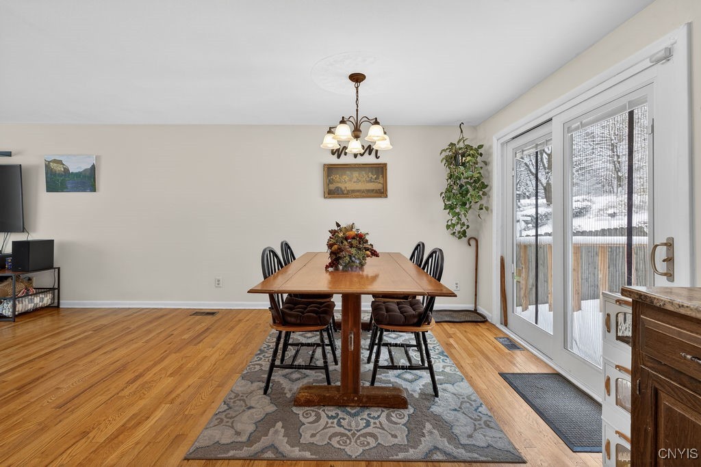 211 Blackmore Road Camillus, NY 13031 - Photo 21 of 47 Dining area of large eat in kitchen