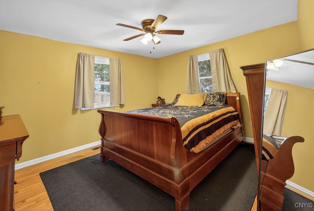 211 Blackmore Road Camillus, NY 13031 - Photo 24 of 47 Primary bedroom