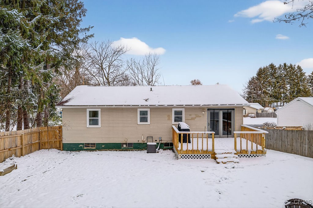 211 Blackmore Road Camillus, NY 13031 - Photo 37 of 47