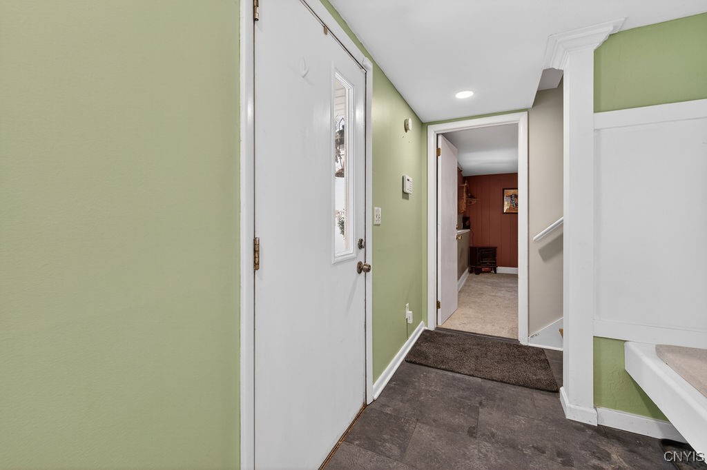 211 Blackmore Road Camillus, NY 13031 - Photo 4 of 47 Enter into the very large finished room.