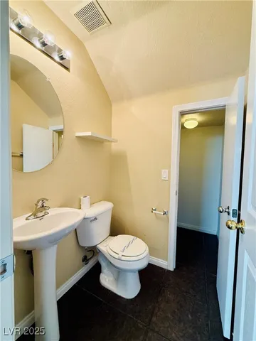 $1,850 | 275 Red Eucalyptus Drive, Henderson, NV 89015