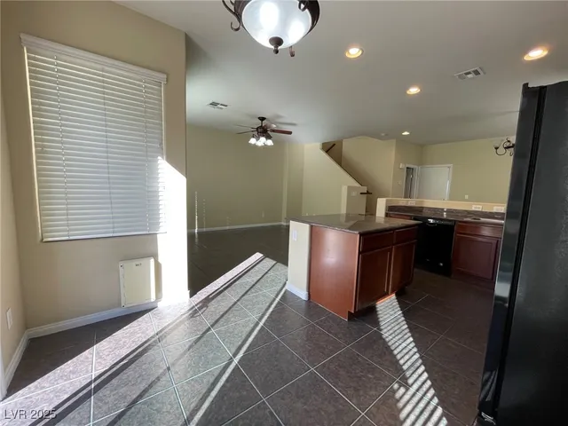 $1,850 | 275 Red Eucalyptus Drive, Henderson, NV 89015