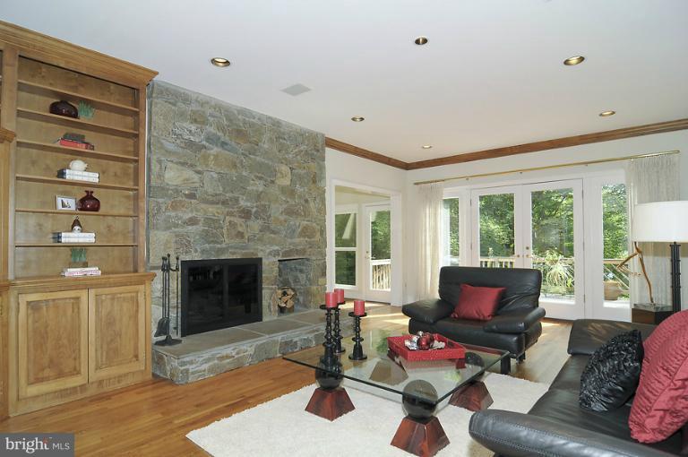 7208 Heatherhill Road Bethesda, MD 20817 - Photo 16 of 19 Family Room