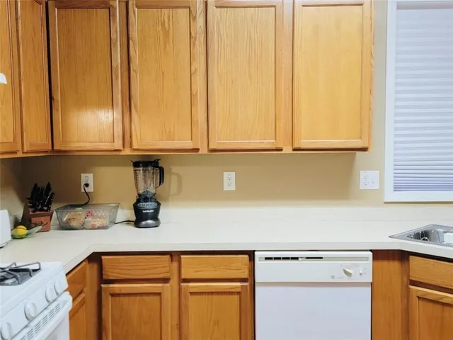 $310,000 | 6904 Silver Bend Place Southeast, Austell, GA 30168