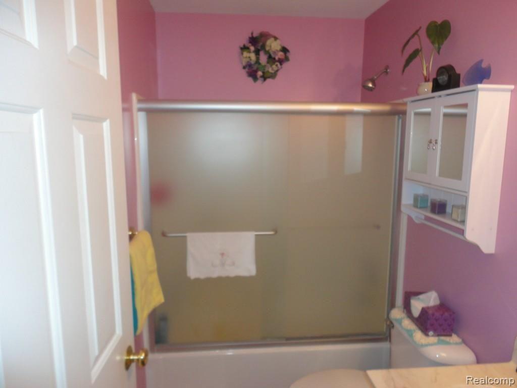 4287 Hinchey Road Howell, MI 48843 - Photo 18 of 21